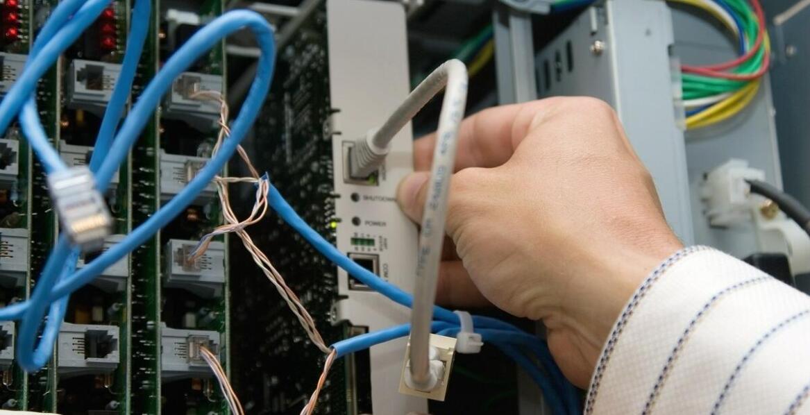 Wybór odpowiedniego dostawcy internetu – na co zwrócić uwagę?