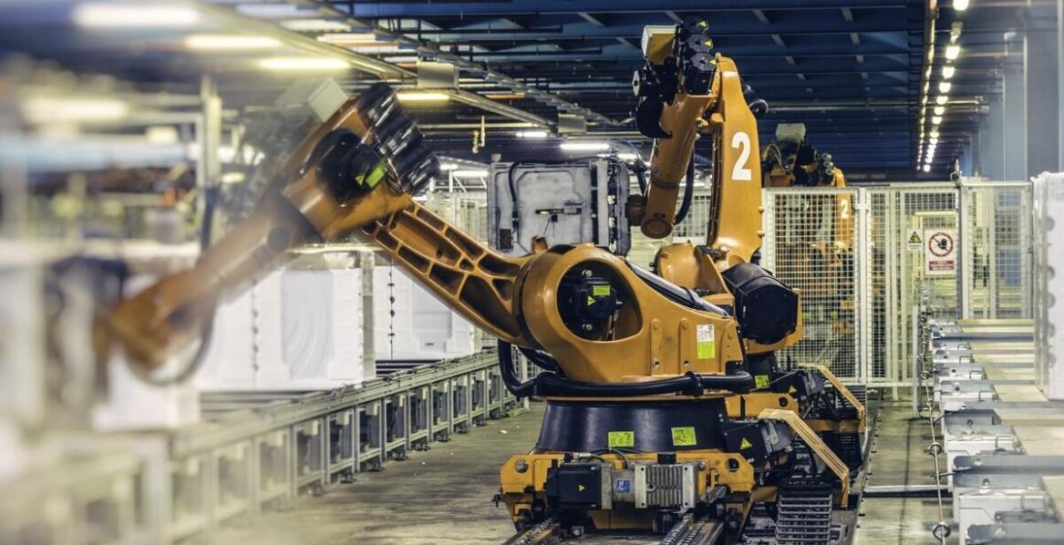 Zautomatyzowane wózki transportowe – korzyści dla wewnętrznej logistyki