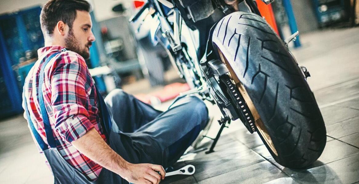 Wpływ regeneracji na osiągi motocykli – co warto wiedzieć?