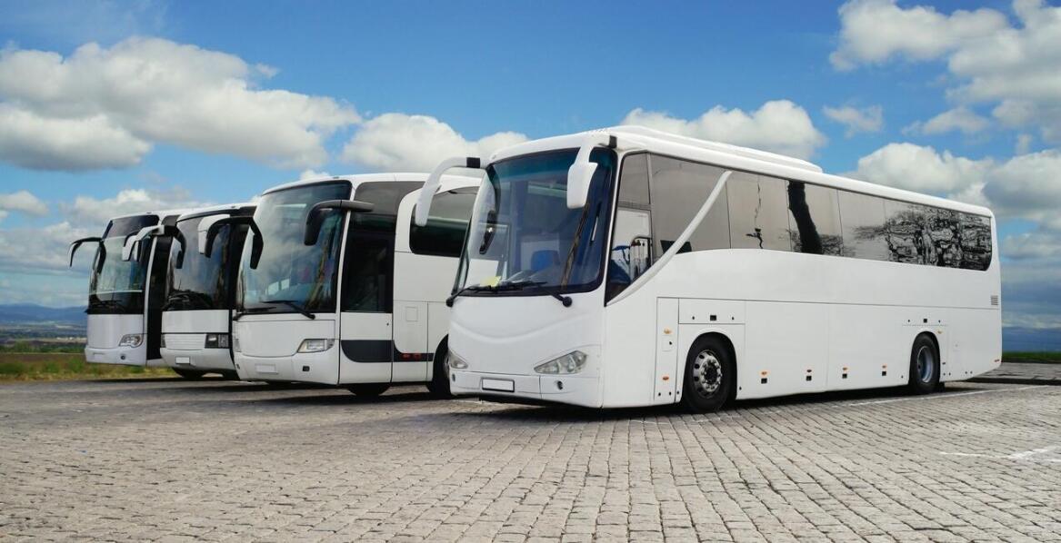 Nowoczesne rozwiązania dla przewozów pracowniczych - oferta we Wrocławiu