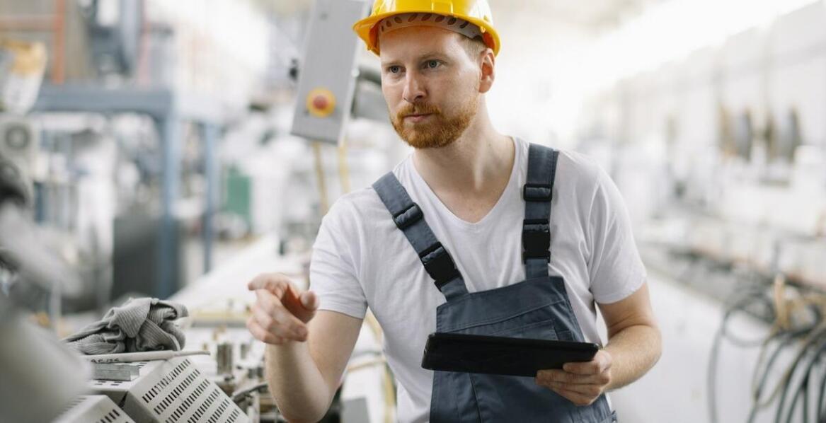 Serwis i konserwacja maszyn do robienia soku z jabłek: kluczowe aspekty