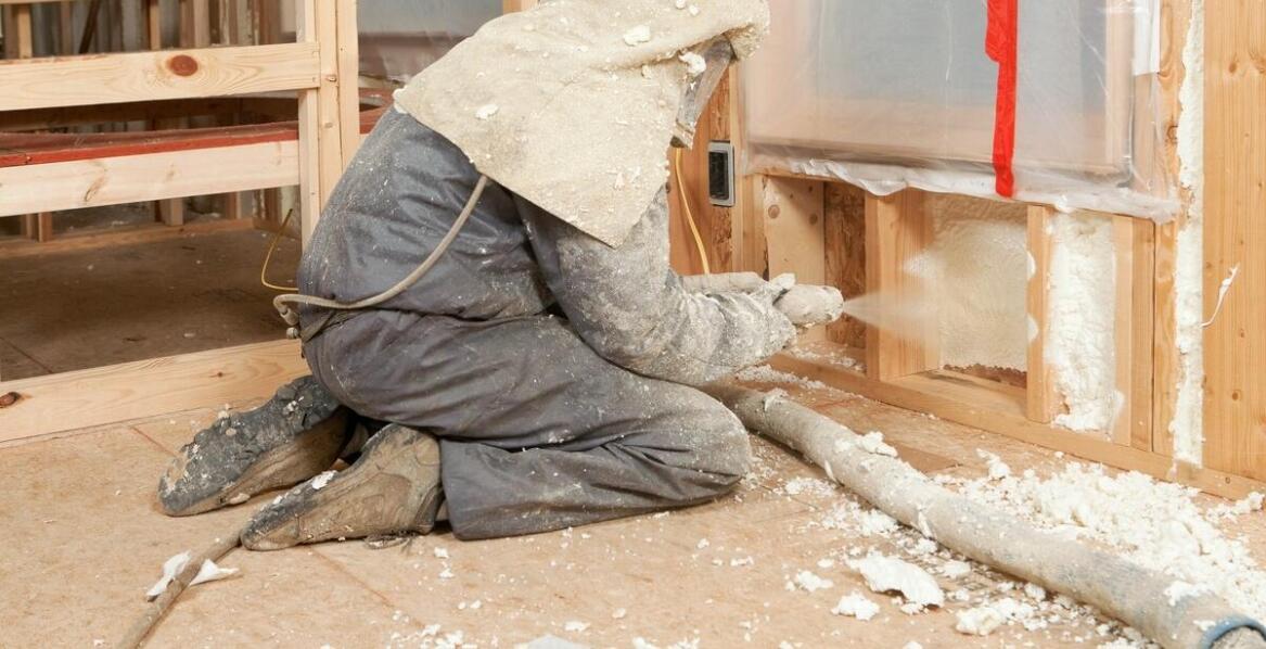 Ocieplenie ścian zewnętrznych pianką PUR – kluczowe korzyści dla domów