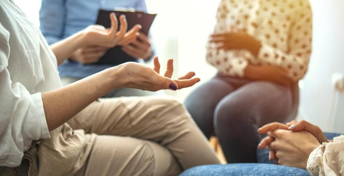 Wpływ zajęć edukacyjnych na proces zdrowienia w klinikach uzależnień