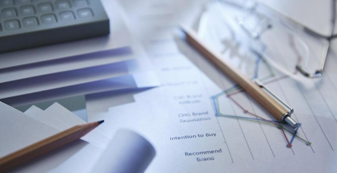 Jak skutecznie zabezpieczyć interesy korporacyjne w umowach handlowych?