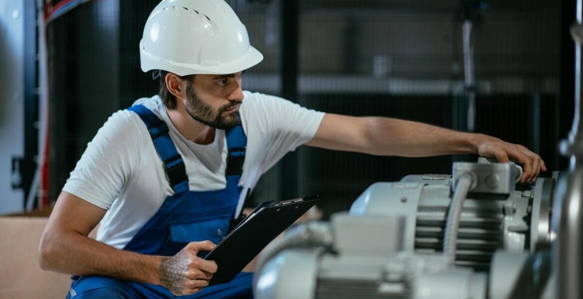 Znaczenie montażu i demontażu w serwisie pomp oleju