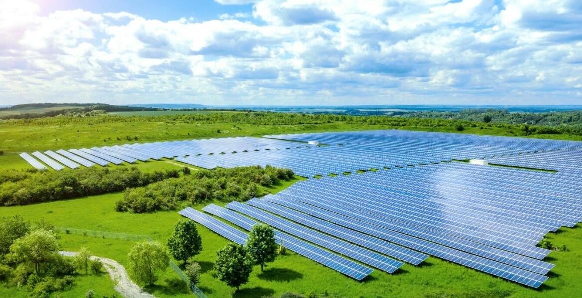 Magazyn energii do fotowoltaiki a ochrona środowiska: ekologiczne zalety