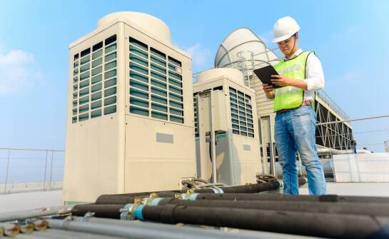 Jak serwis klimatyzacji może pomóc w poprawie jakości powietrza w pomieszczeniu?