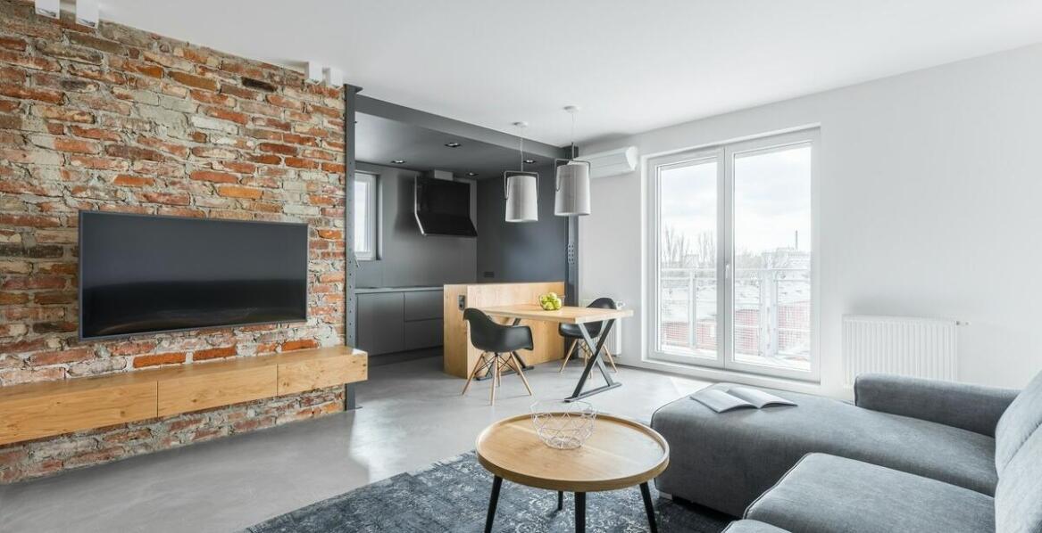 Noclegi pracownicze a budżet – jak znaleźć ekonomiczne rozwiązania?