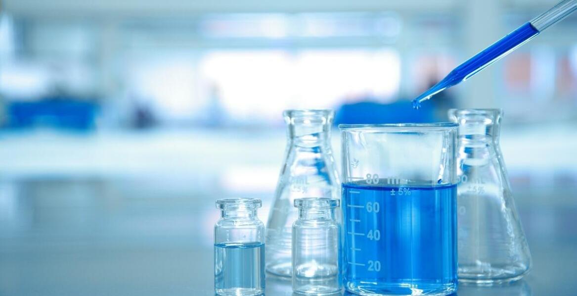 Jak wybrać szkło laboratoryjne o wysokiej odporności na temperaturę?