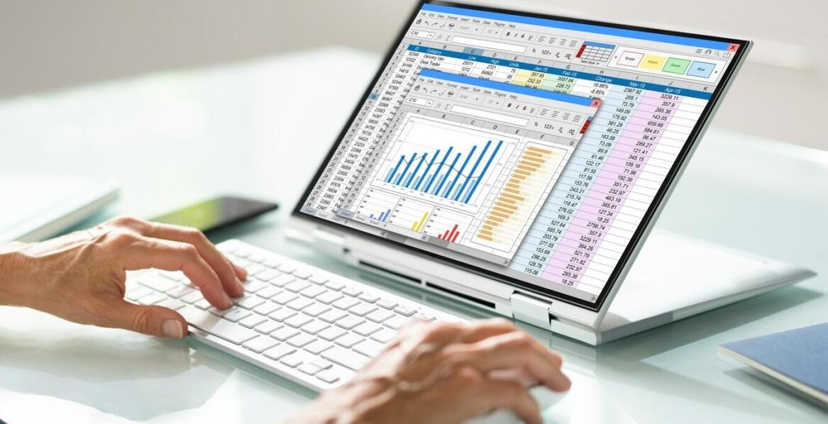 Jak Księgowość Symfonia wspomaga procesy księgowe online?