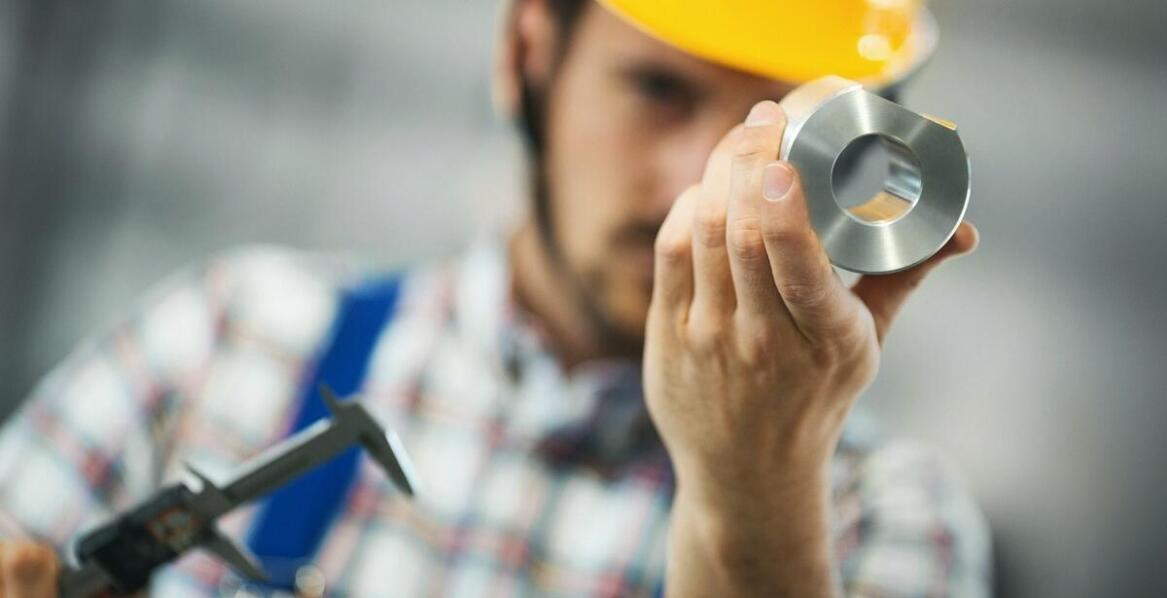 Jak przygotować się do regeneracji cylindrów hydraulicznych?