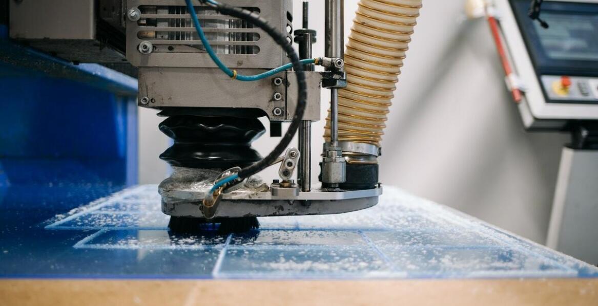 Nowe technologie w cięciu CNC: co oferuje przyszłość?