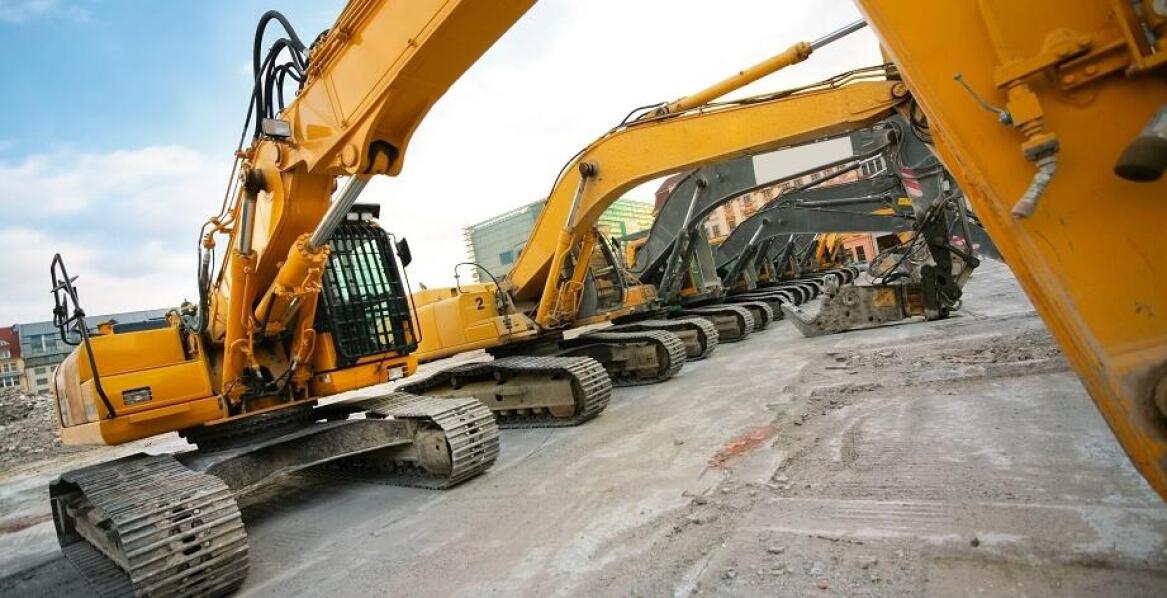 Wynajem maszyn budowlanych - znaczenie certyfikatów bezpieczeństwa