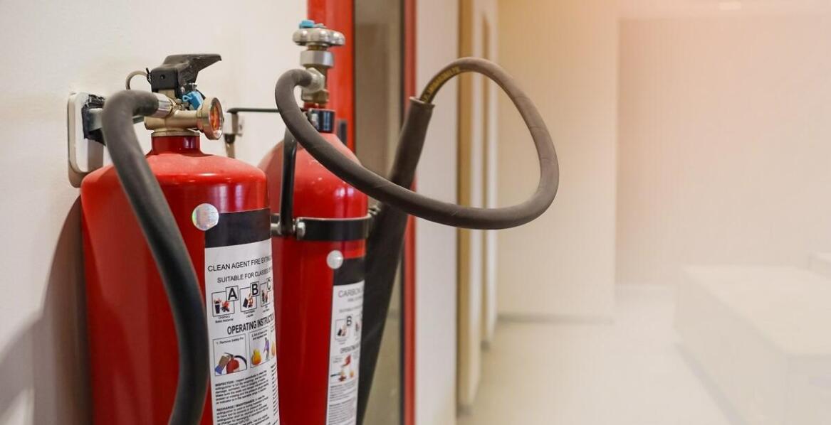 Wpływ innowacyjnych rozwiązań na efektywność systemów przeciwpożarowych w obiektach użyteczności publicznej