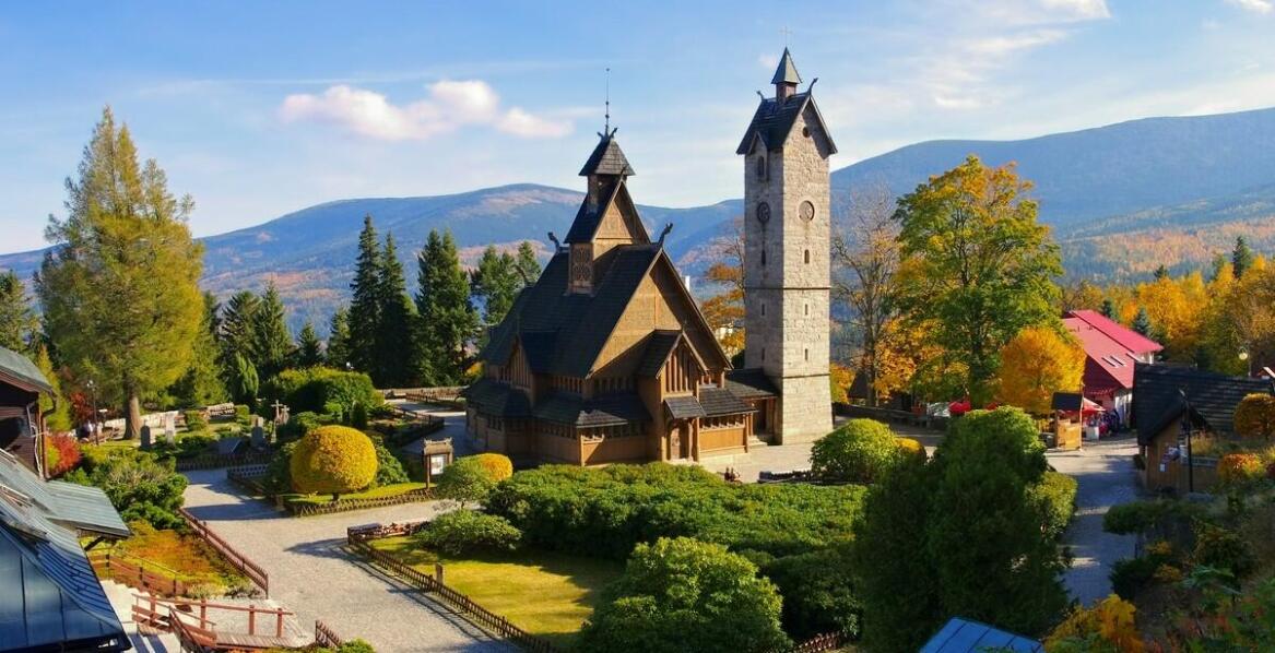 Wolne pokoje w Krynicy Zdrój – bliskość atrakcji turystycznych