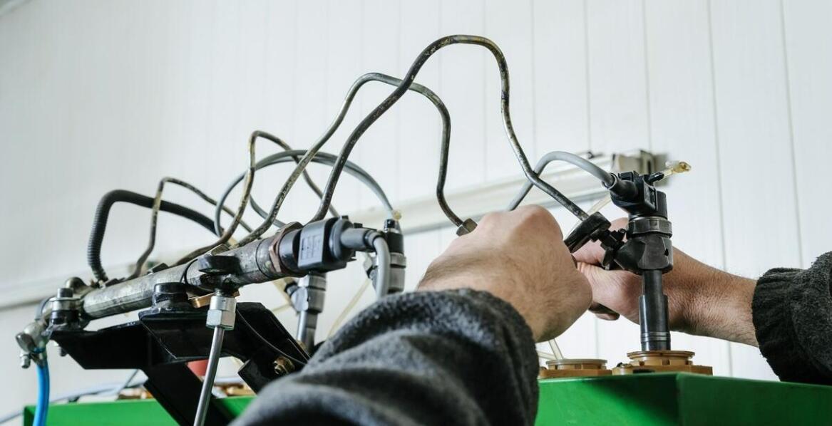 Wpływ precyzyjnej regeneracji na wydajność układów hydraulicznych w maszynach przemysłowych