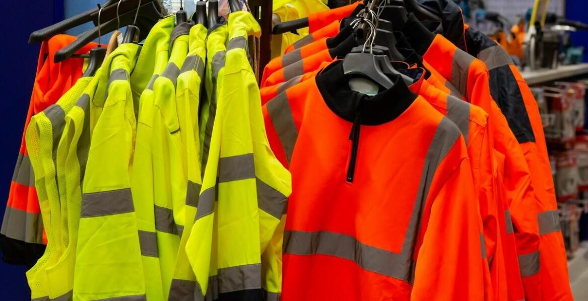 Jakie cechy powinny mieć wysokiej jakości worki ubraniowe?