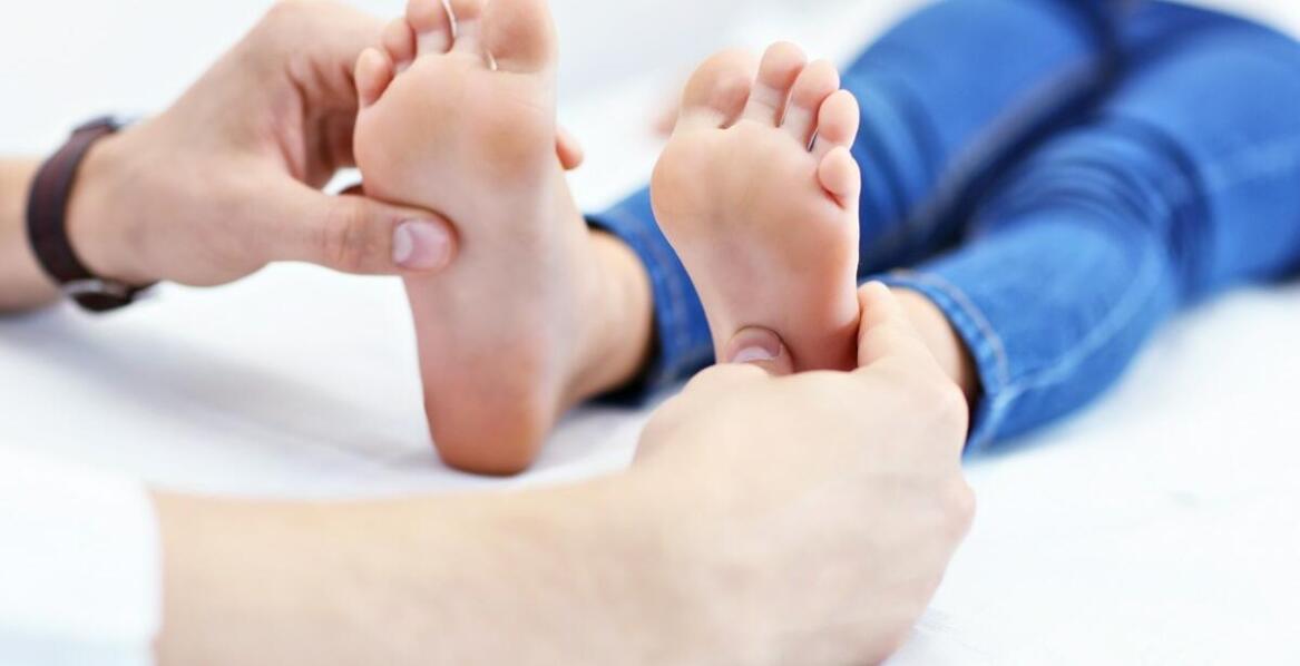 Jak osteopatia dziecięca wspiera rozwój fizyczny dzieci?