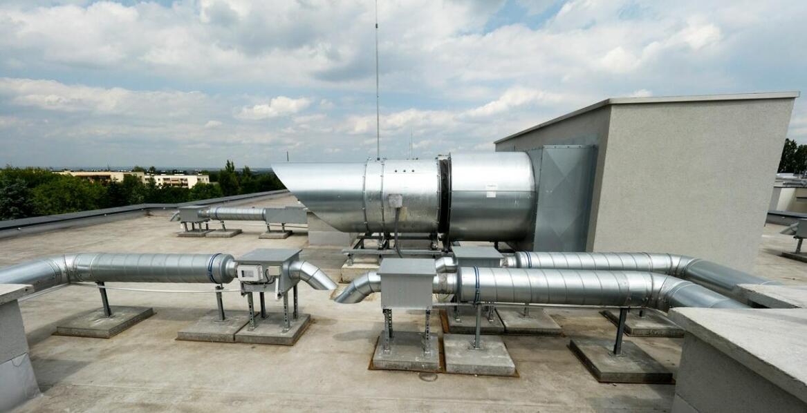 Wpływ rozwoju technologii na zmiany w cenniku central wentylacyjnych