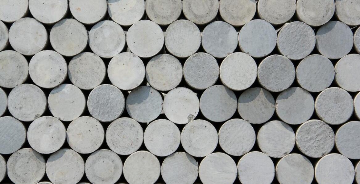 Pręty aluminiowe w projektach infrastrukturalnych: zalety i wyzwania