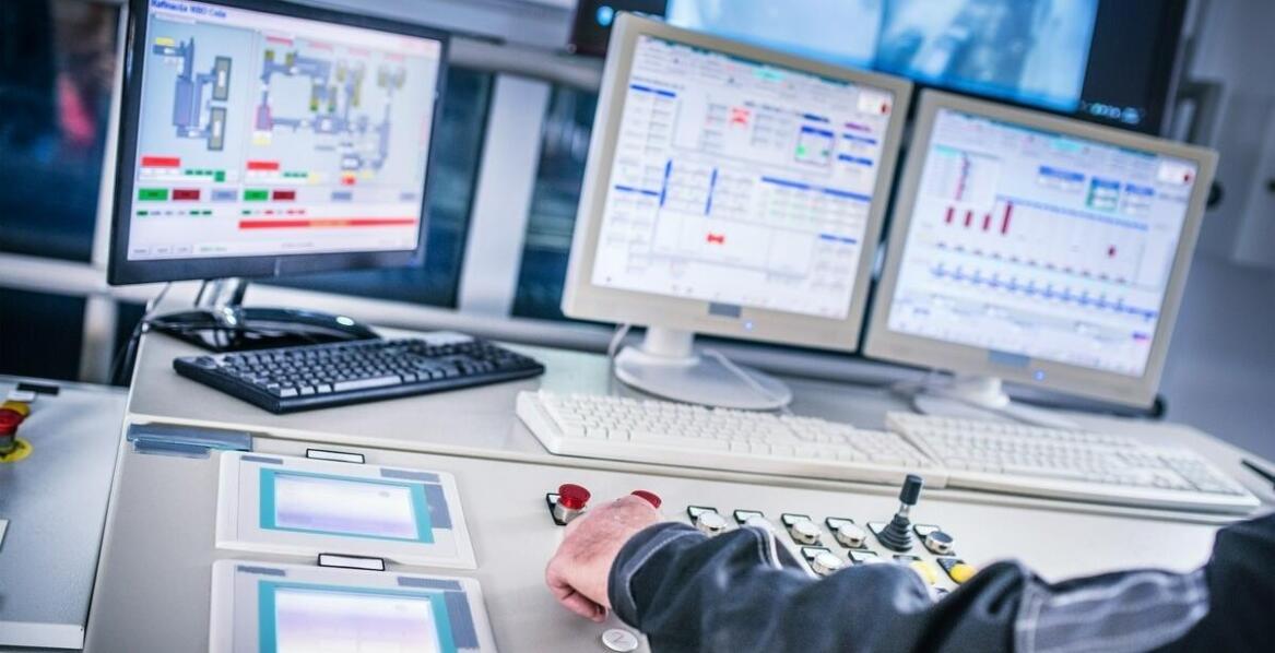 Wpływ technologii monitorowania zagrożeń pożarowych na bezpieczeństwo lotnicze