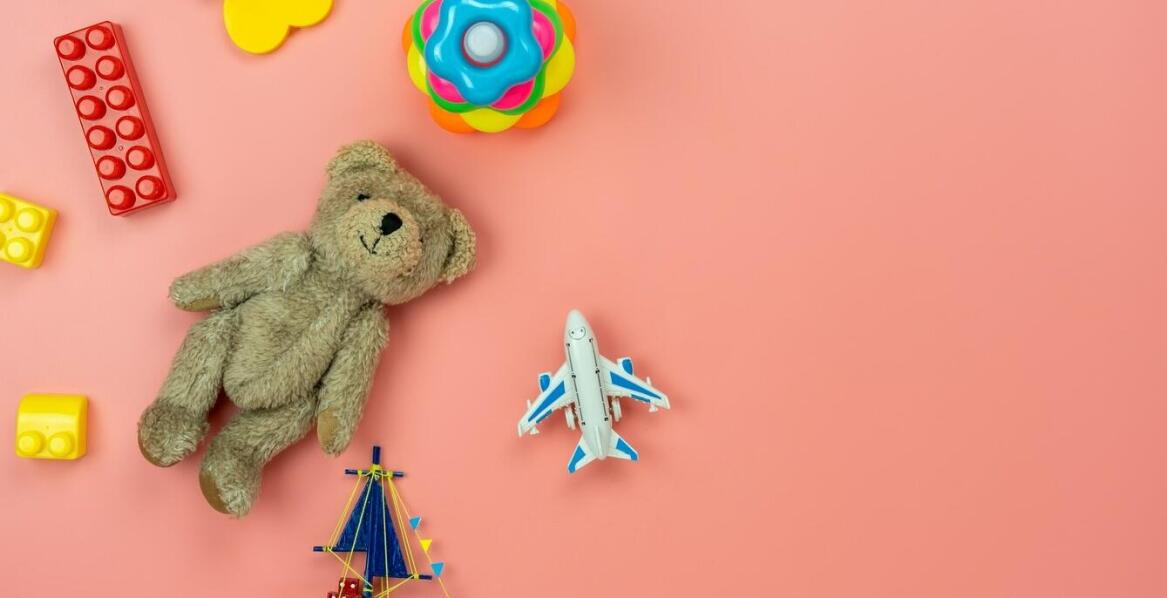 Personalizowane maskotki dla dzieci – jak mogą wspierać rozwój emocjonalny?