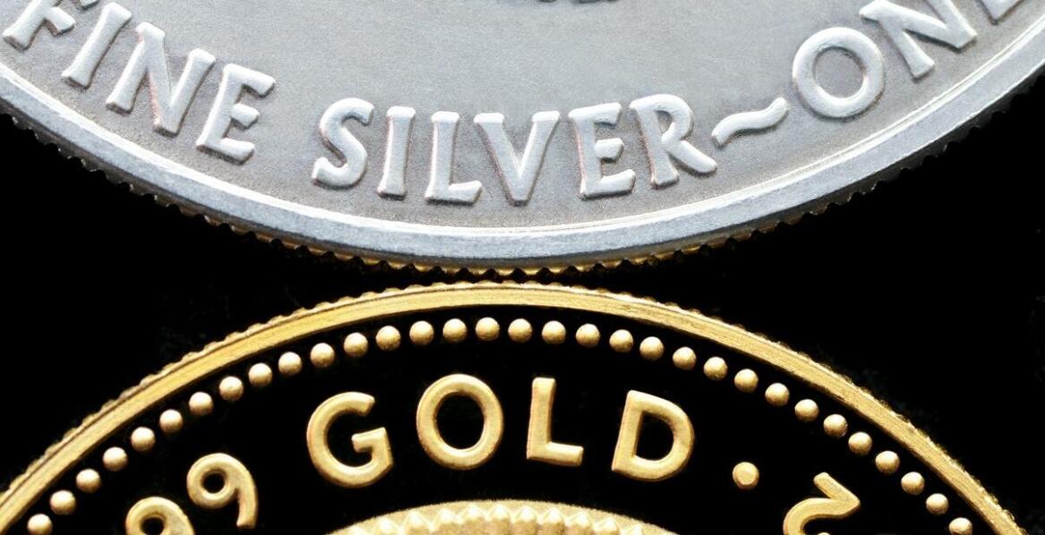 Złote monety bulionowe a inne metale szlachetne: co wybrać?