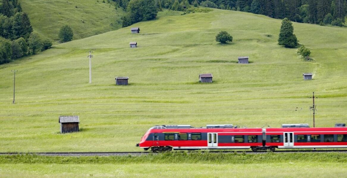 Konkurencyjne ceny biletów na trasie Lublin – Włochy: co warto wiedzieć?
