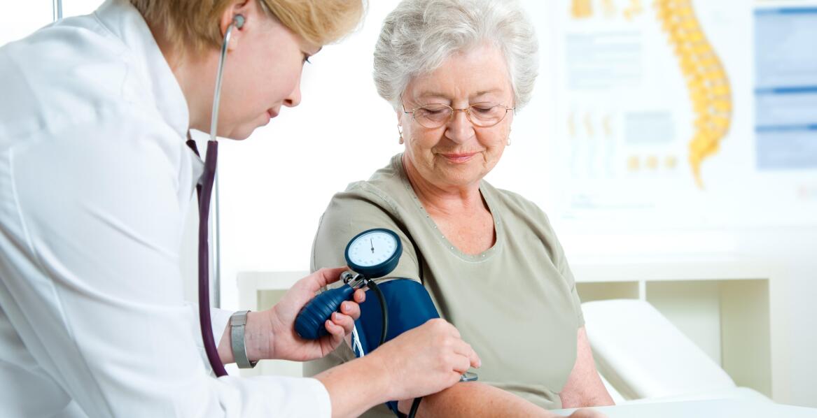 Rola badań profilaktycznych w zapobieganiu urazom u starszych osób