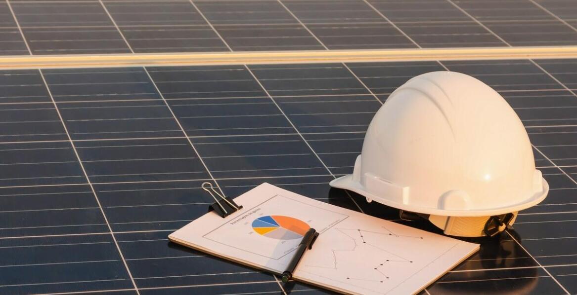 Jak audytorzy energetyczni mogą pomóc w planowaniu modernizacji energetycznej budynków?