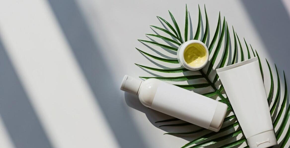 Jak odżywki do włosów pomagają w utrzymaniu objętości fryzury?