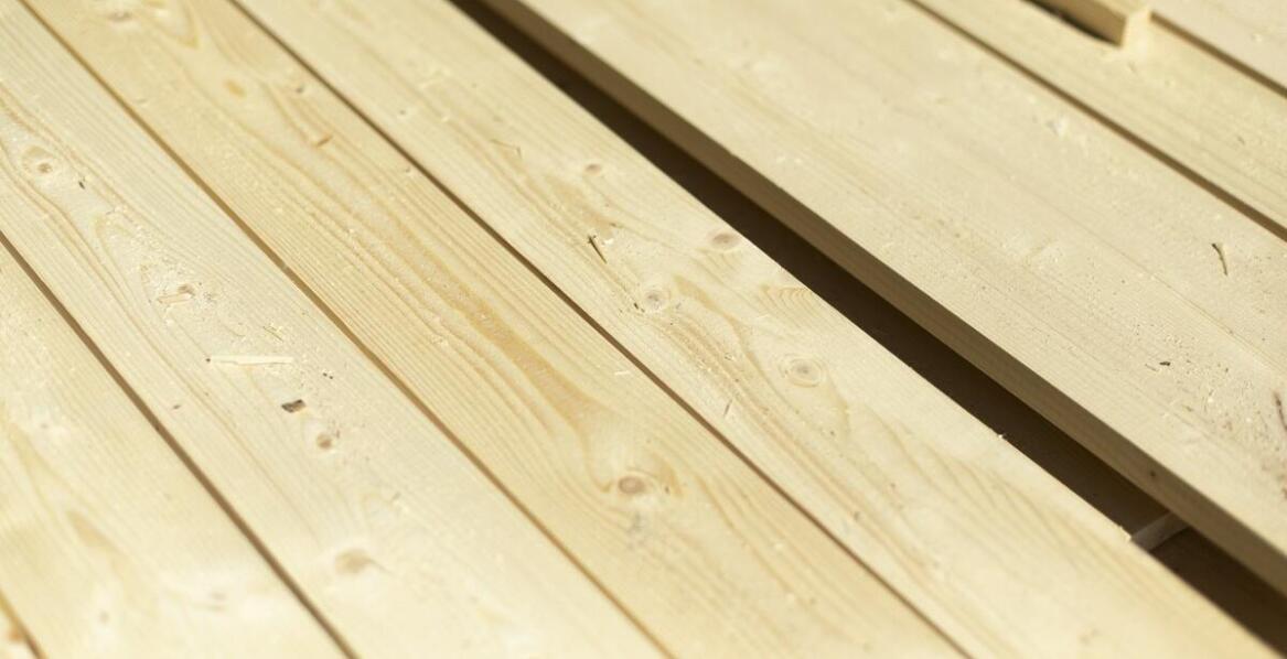 Zastosowanie podbitki świerkowej w projektach nowoczesnych domów