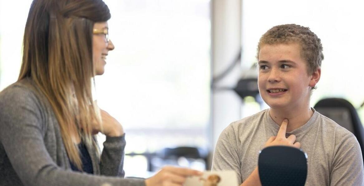 Jąkanie u nastolatków – jakie są objawy i kiedy warto szukać pomocy?