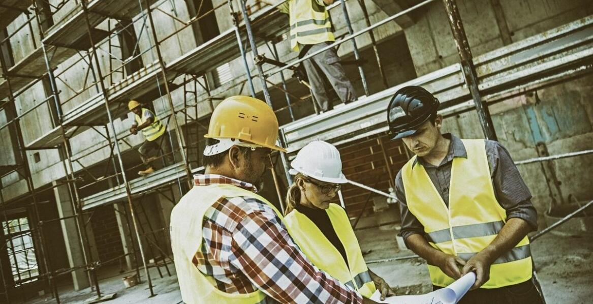 Zastosowanie wynajmowanych rusztowań w renowacji zabytków