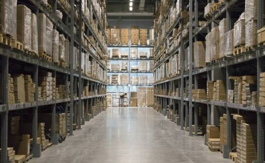 Jak kraty wema zwiększają efektywność pracy w magazynach?