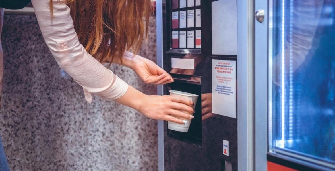 Automaty vendingowe a nowoczesne systemy płatności