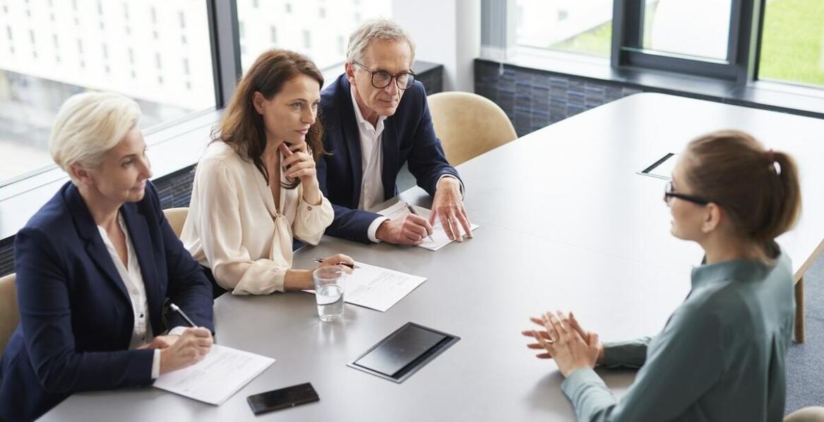 Proces rekrutacji przez biuro pośrednictwa pracy w Krakowie: kluczowe etapy i wskazówki