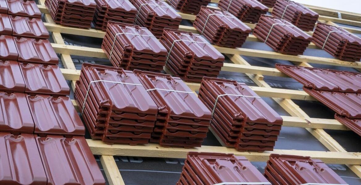 Dlaczego sprzedaż dachów w Poznaniu to inwestycja na lata?