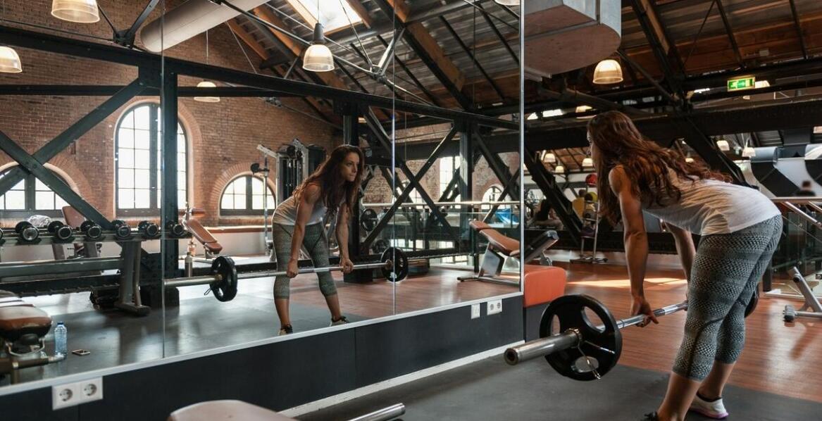 Jak zastosować metody progresji w planie split treningowym?