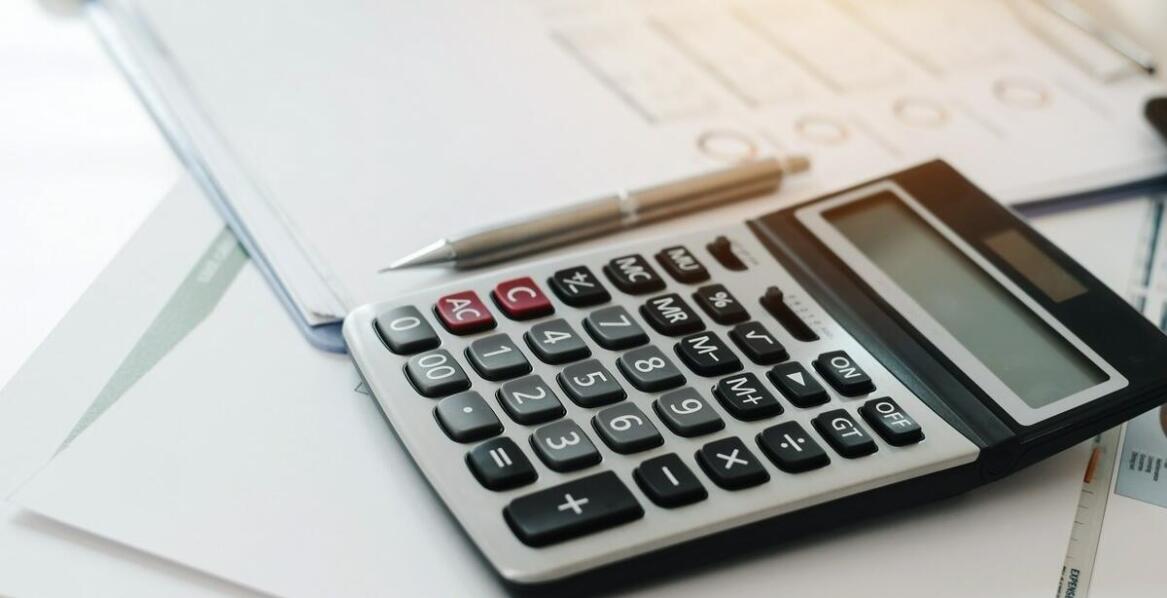 Programy do ewidencji ryczałtu a zgodność z przepisami – jakie są kluczowe funkcje?