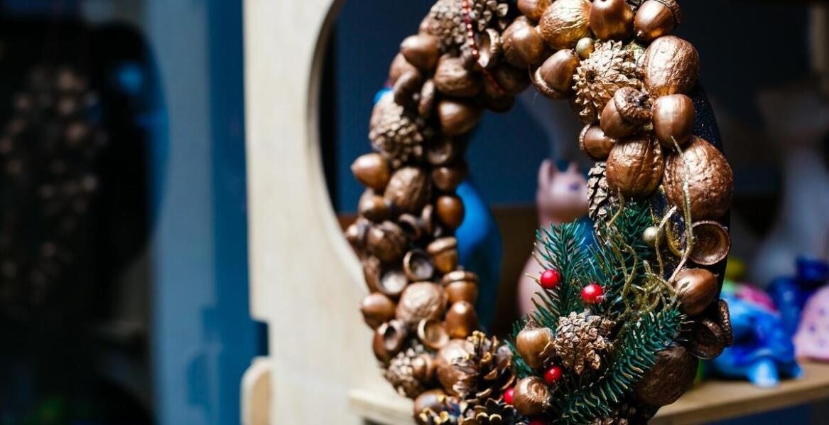 Jak wykorzystać lokalne produkty w kalendarzu adwentowym DIY dla dorosłych?