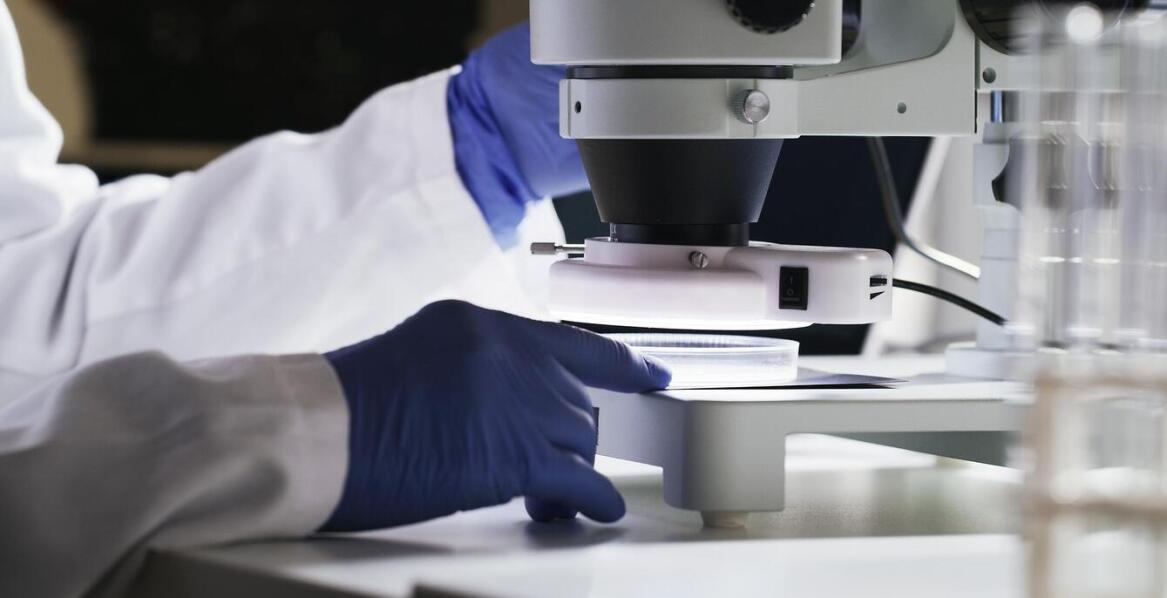 Wpływ hf wiązania na trwałość powierzchni budowlanych