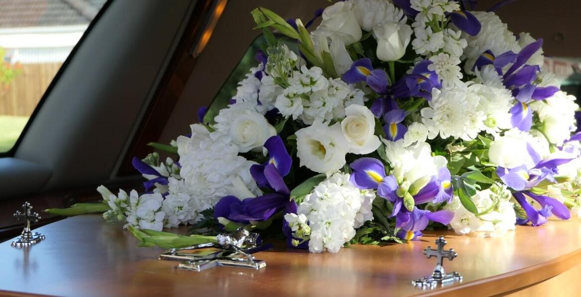 Formalności związane z międzynarodowym transportem zwłok: przewodnik