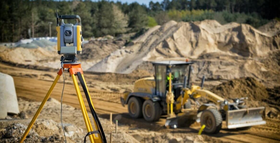 Zastosowanie osiowania laserowego w konserwacji fundamentów urządzeń napędowych