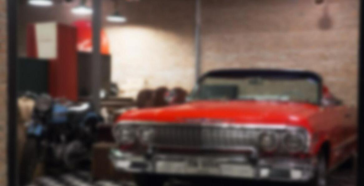 Auta kolekcjonerskie z różnych epok - co warto wiedzieć?