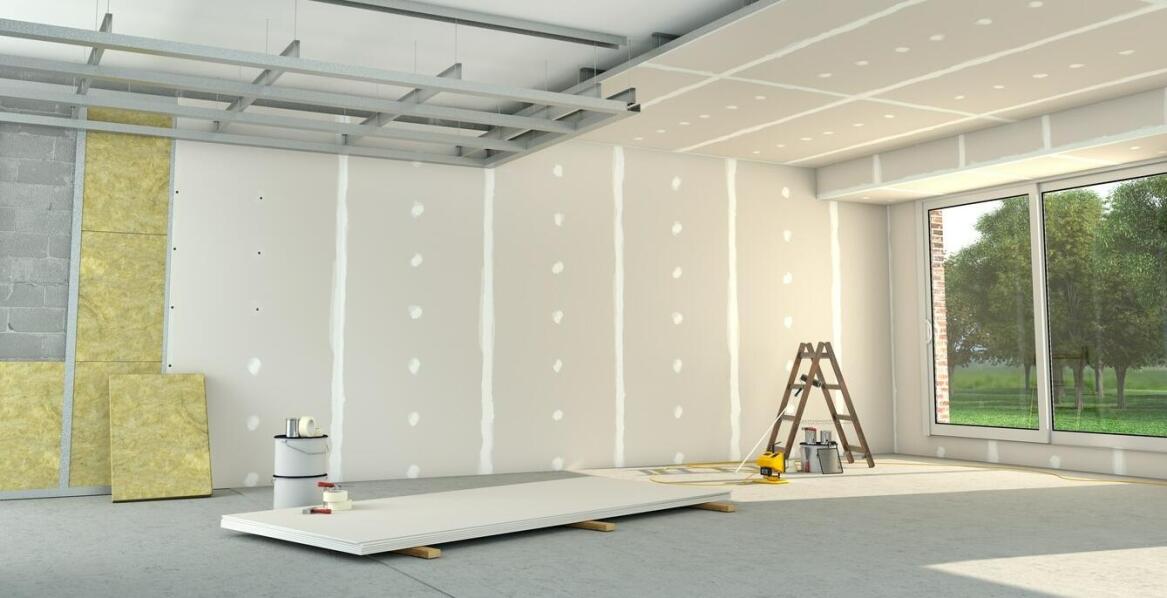 Drabiny jednostronne a ich zastosowanie w przemyśle budowlanym