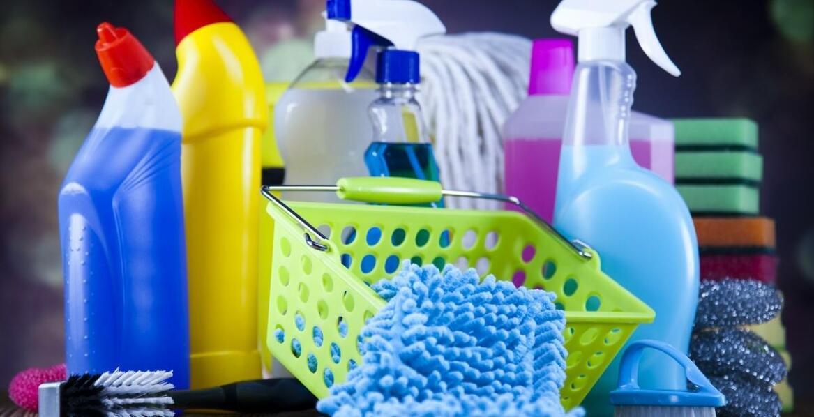 Znaczenie szczotek wykrywalnych detektorem metalu w procesach produkcyjnych