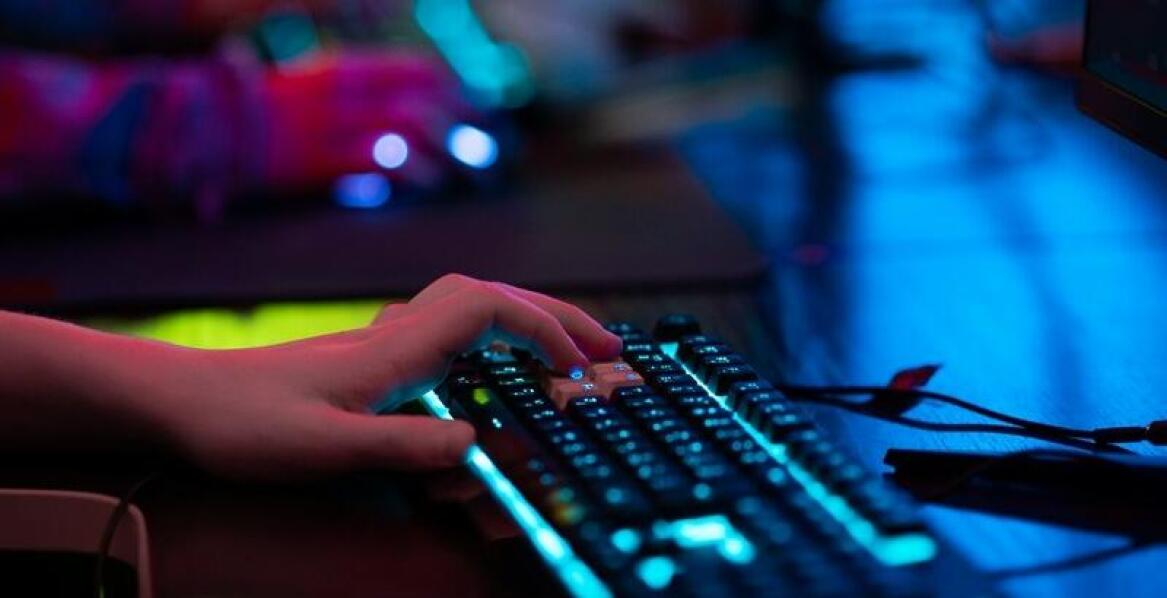 Tanie laptopy – jakie funkcje są kluczowe dla graczy?