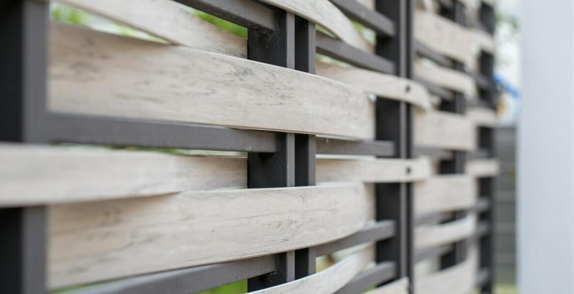 Dlaczego inwestycja w estetyczne wiata śmietnikowe się opłaca?