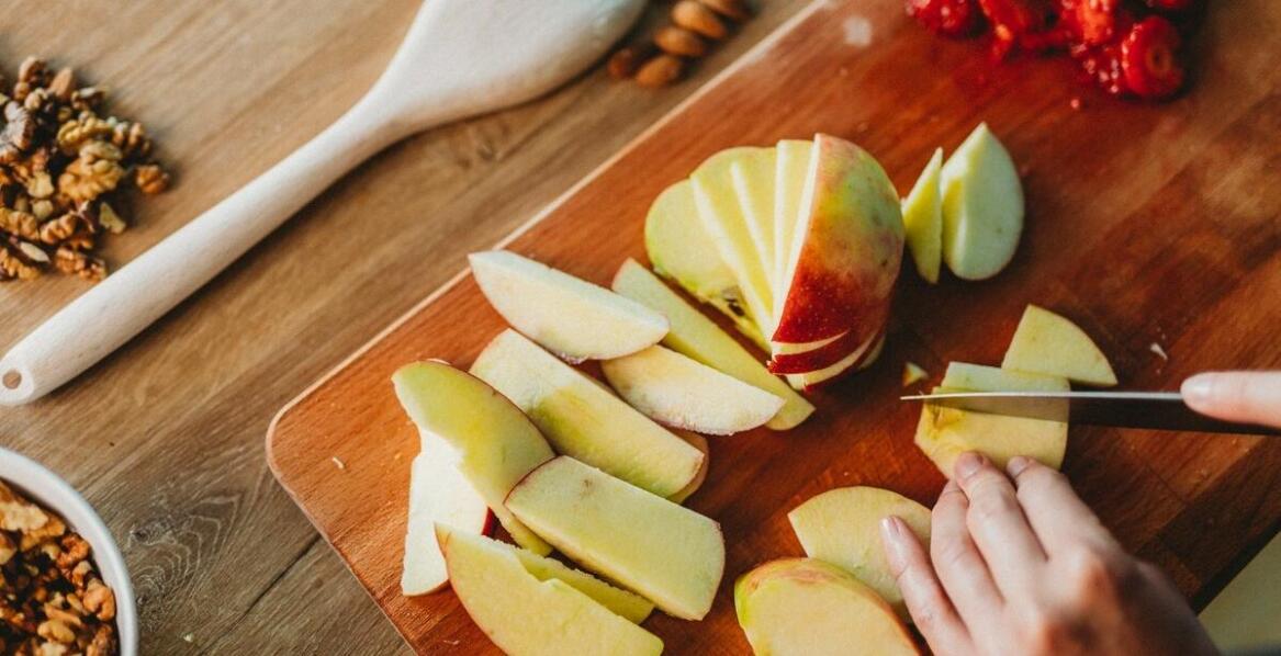 Jak wykorzystać mieszankę owoców liofilizowanych w codziennej diecie?